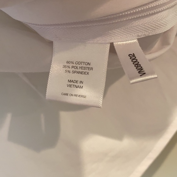 NWOT New York & Co white blouse - Picture 5 of 6